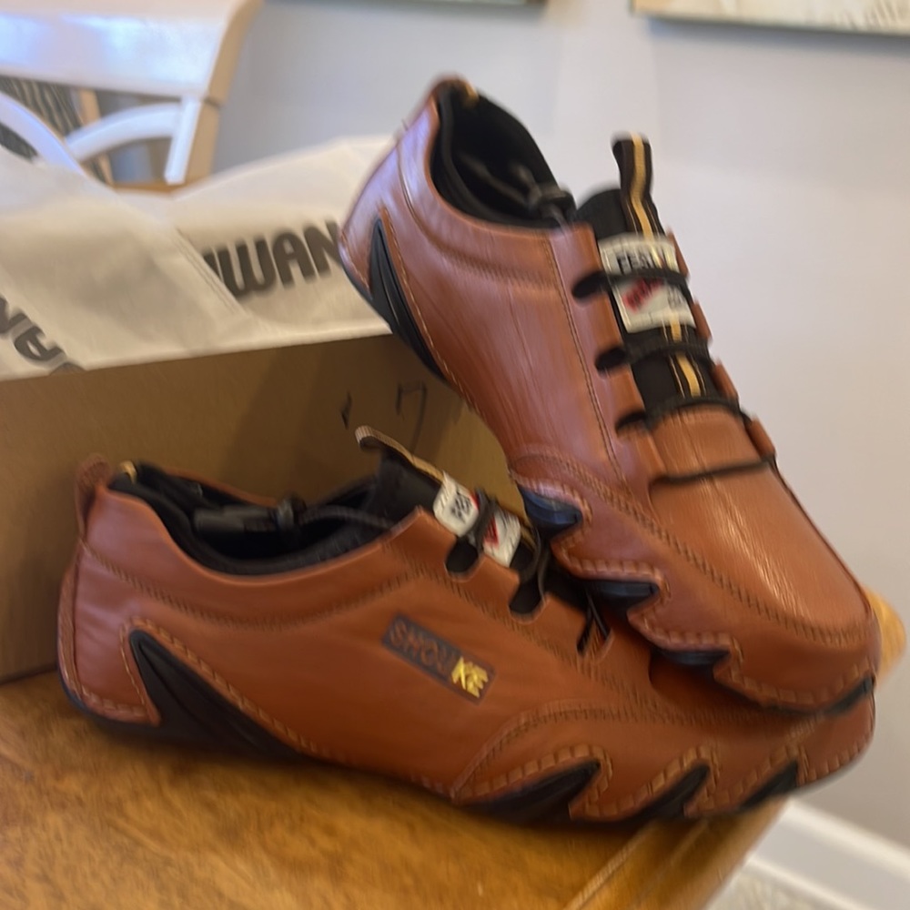 Shouke Lionwang leather loafers, men’s 7.5